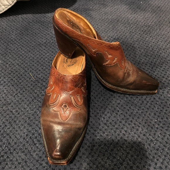 Cowboy boot slides! Size 6.5 - Picture 4 of 4